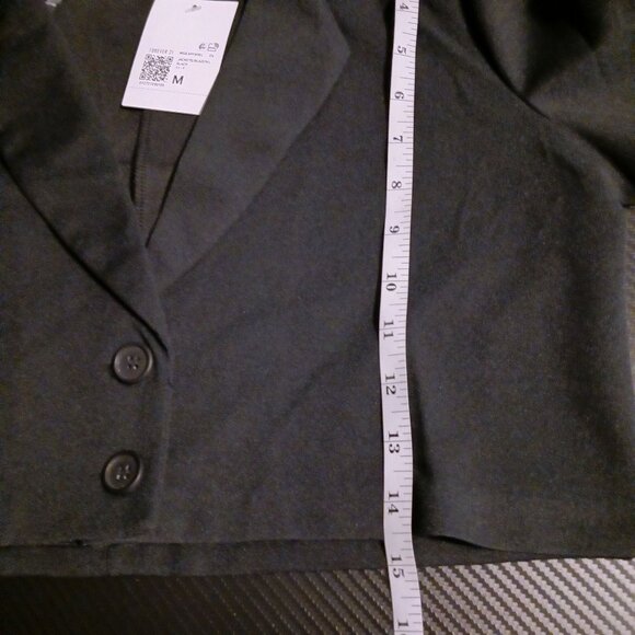 NEW No Comment Black Crop Blazer Jacket 2 Buttons Size M - Picture 13 of 13